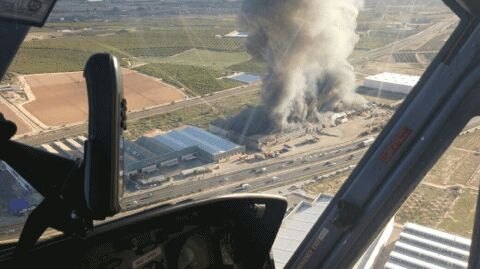 Incendio Nave industrial en Librilla en la Fabrica Pellicer stop, materias inflamables
