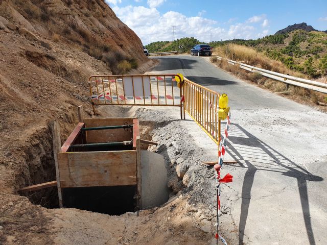 Fomento mejora la seguridad vial de la carretera que une Puebla de Mula con Librilla