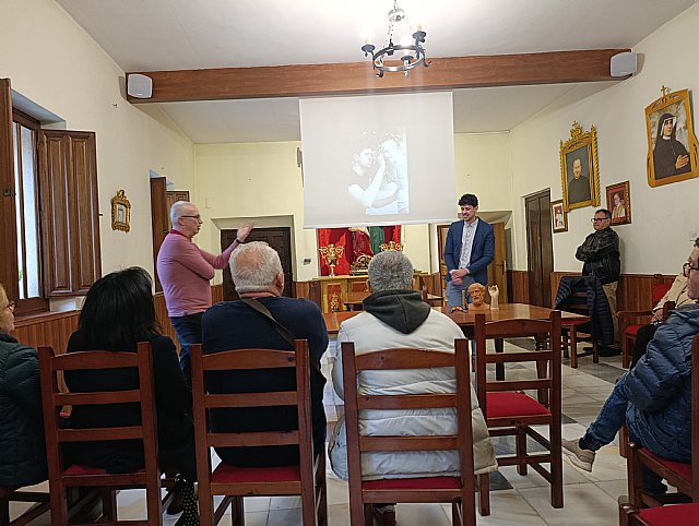 El talento del escultor totanero Alberto Marín López emociona en la ciudad de Librilla