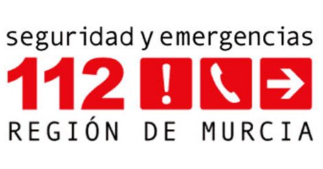 Incendio de un vehículo en el garaje de una vivienda en Librilla