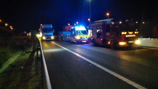 Trasladan al hospital a dos heridos en accidente de tráfico ocurrido anoche en la A-7, en Librilla			