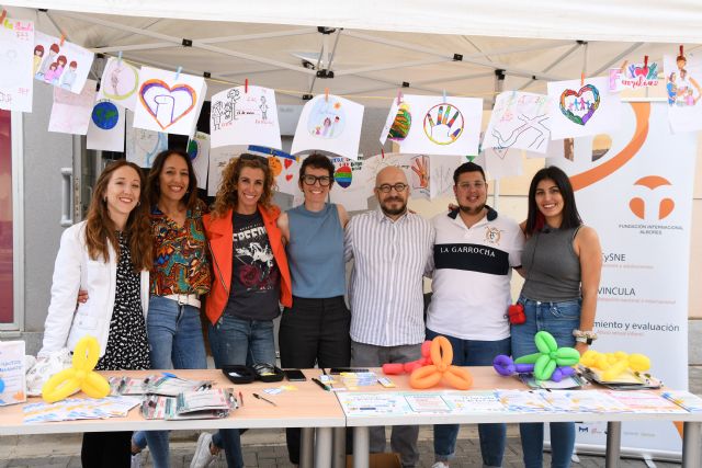La Asociación Albores y el Ayuntamiento de  Librilla desarrollan el programa comunitario 'Juntos Sumamos' a favor del bienestar de la familias y menores del municipio
